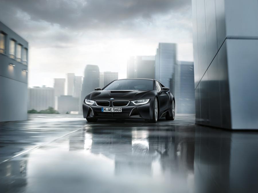  BMW i8 Frozen Black Edition 2017 года  (фото 2 из 9)